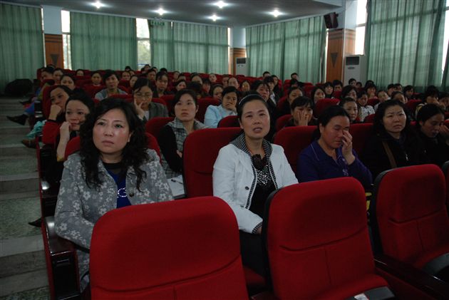 棠中外语学校消防培训(二)
</p><p>