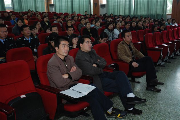 棠中外语学校消防培训(四)
</p><p>