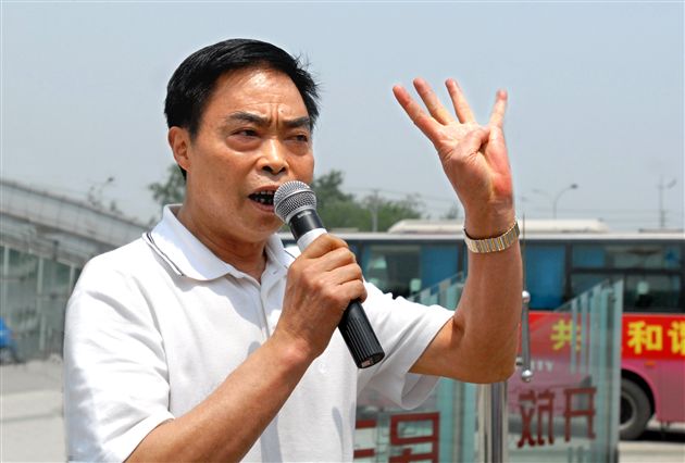 棠湖中学外语实验学校校长黄光成