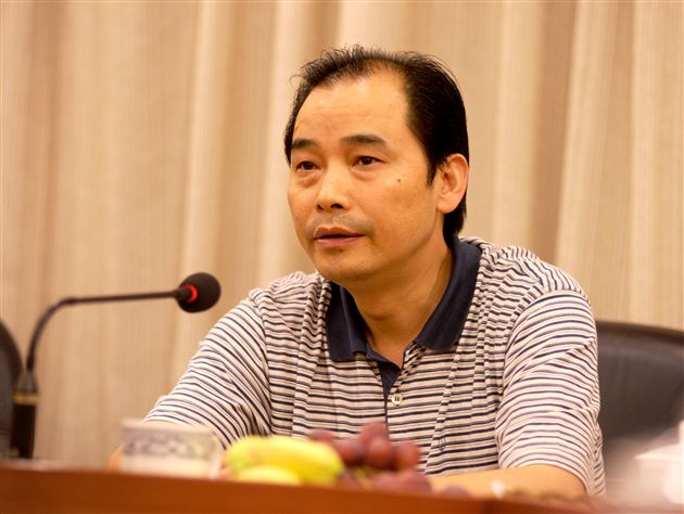 县委常委、县统战部部长、县总工会主席何浩