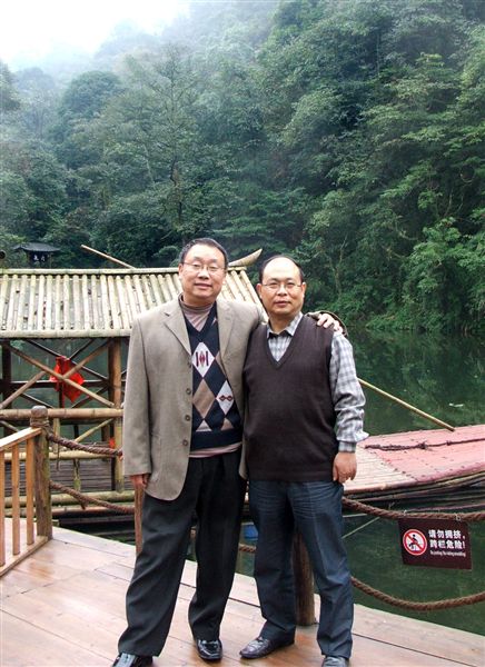 “哥俩好”