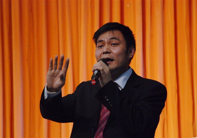 演讲讲师