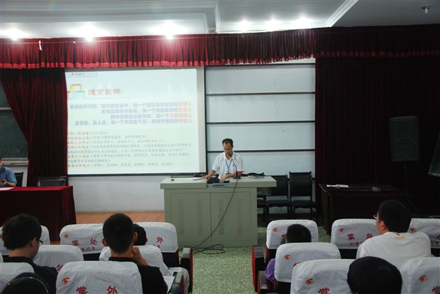 落实教学常规,打造教育特色2