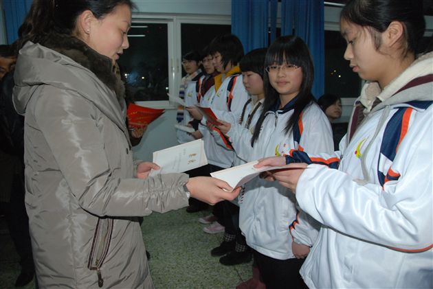 棠外PGA国际课程班2010年社会实践活动总结会6